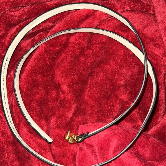 H&M Snakeskin faux leather slim belt - Picture 9 of 11